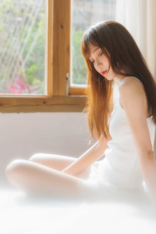 双胞胎姐妹互换丈夫过日子
